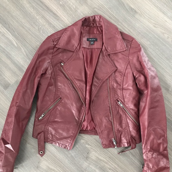 Red fake leather jacket - Picture 1 of 7